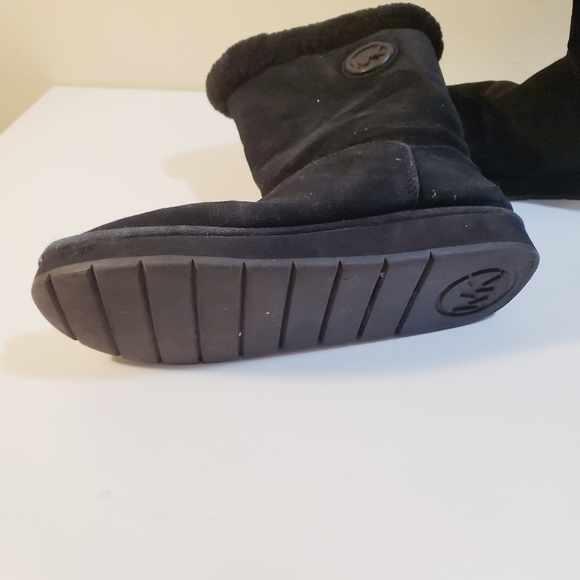 Michael Kors black Leather sheep fur lined boots size 8M - Picture 11 of 14